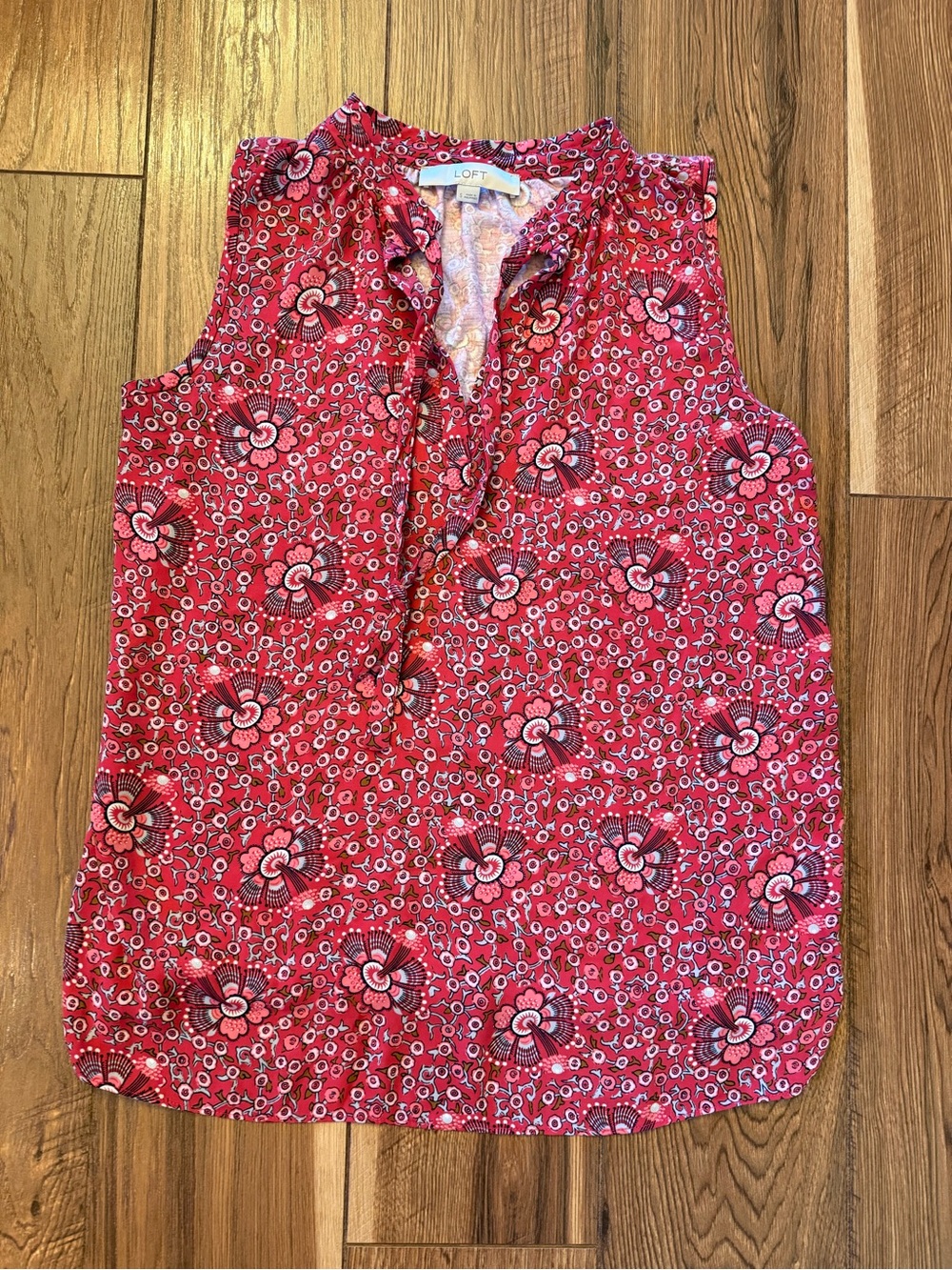 LOFT Pink Floral Sleeveless Split-Neck Camisole